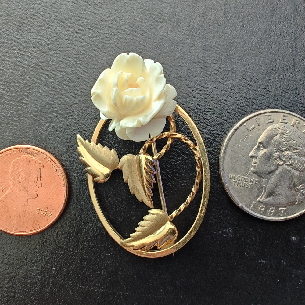 Gold-filled Floral Brooch